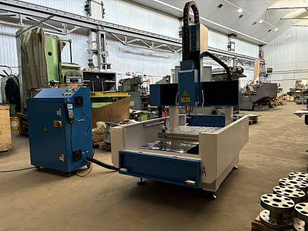 Фрезерный станок с ЧПУ DIRTEC 6060A