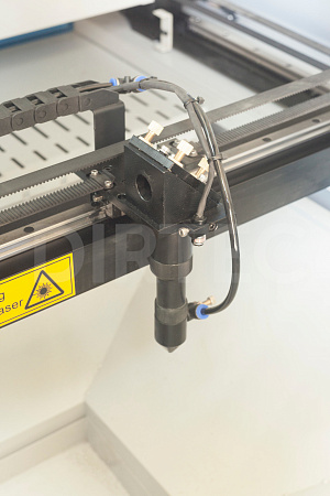 Лазерный станок с ЧПУ DIRTEC 1610DR