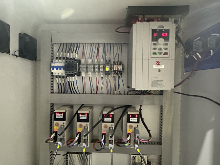 Фрезерный станок с ЧПУ DIRTEC 2131BL (Автосмена)