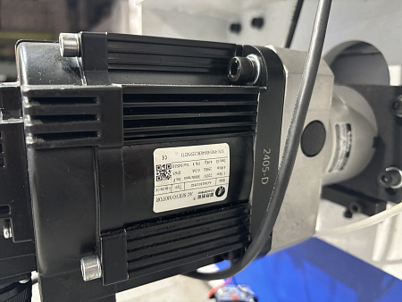 Фрезерный станок с ЧПУ DIRTEC 2131A4R (4 оси, зонтичная автосмена)