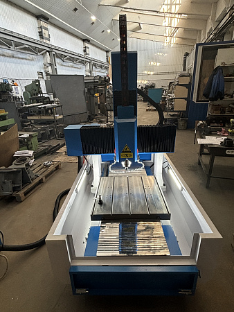 Фрезерный станок с ЧПУ DIRTEC 6060A