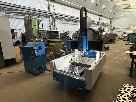 Фрезерный станок с ЧПУ DIRTEC 6060A