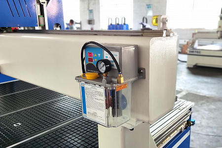 Фрезерный станок с ЧПУ DIRTEC 2141А